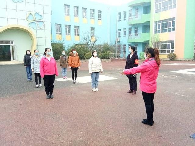 超级宝妈@时刻准备，静等归来！天桥桑梓幼儿园开展疫情防控应急演练活动