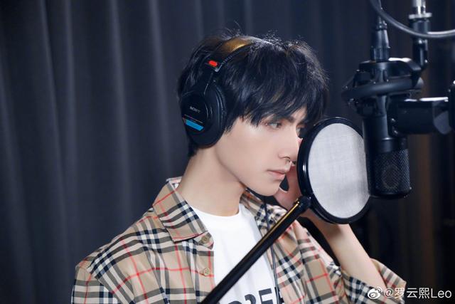 不明白小姐|鹿晗、杨幂、任嘉伦、罗云熙、赖冠霖