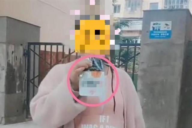 「你的育儿经」孕妇出门取快递迟迟没回家，丈夫疑惑出门寻找，看到妻子鼻尖一酸