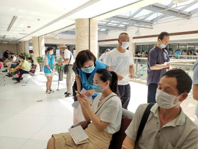 病人|上海公立医院满意度调查：超九成病人点赞，检查预约时长仍需改善