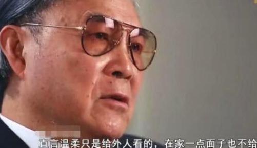 超级宝妈■霍震霆对儿媳赞赏有加，晶晶对别人温柔，教育面前不给自己留面子