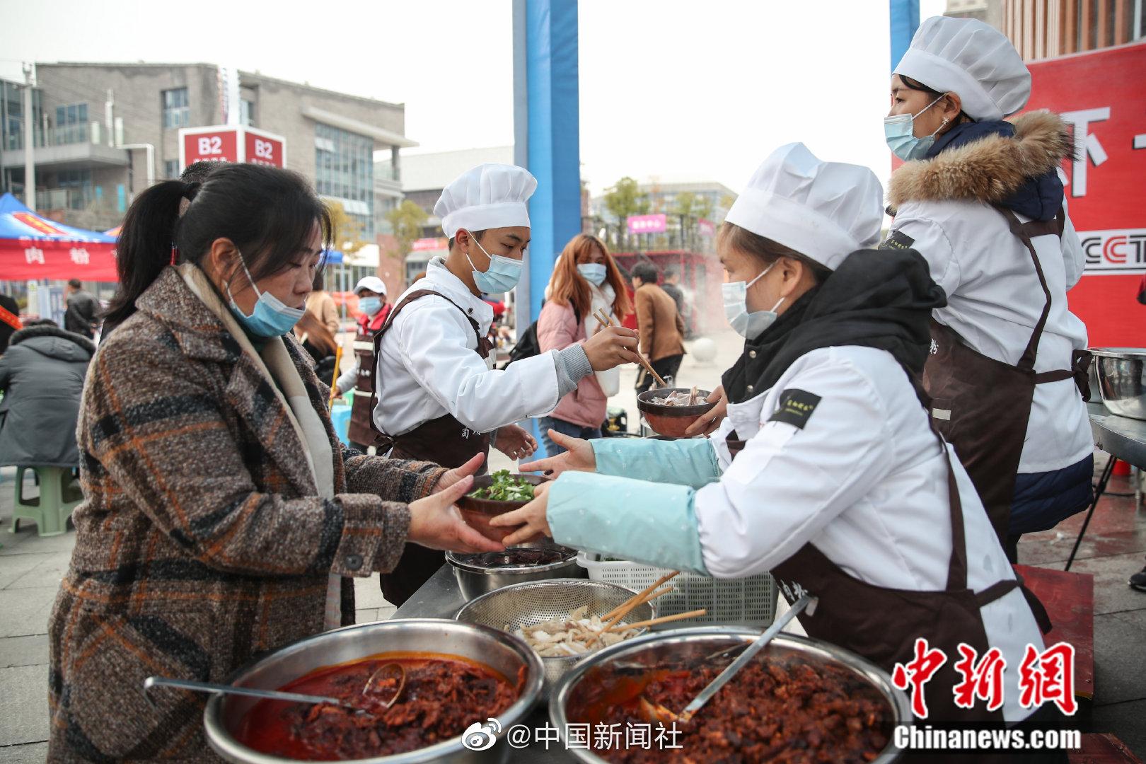 羊肉|冬至即将到来，这一大锅羊肉汤有没有“诱惑”到你