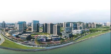 高新区|深珠产业合作“深度握手”，“产城融合滨海新城”未来可期