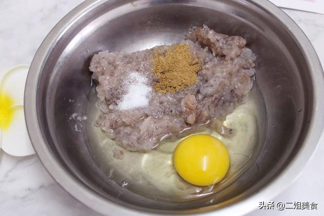 虾丸|虾丸不用出去买，一斤虾，一个鸡蛋，教你做鲜虾丸，真是太好吃了