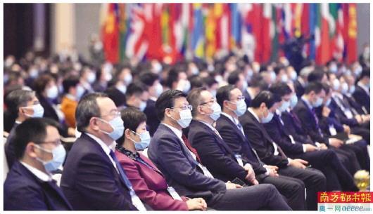 疫情下的世界互联网大会：钟南山、李兰娟谈科技抗疫