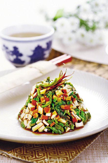 豆腐|香椿头的吃法你最爱哪种？