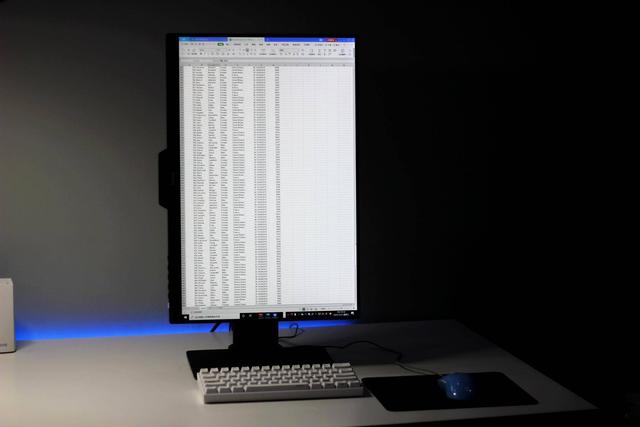 高效办公的小秘密 - 为什么说16:10显示器更具生产力
