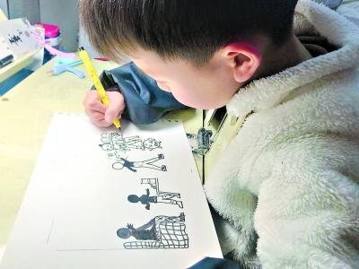 「光明网」7岁儿子奇思妙想创作战疫绘本