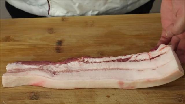 家常粉蒸肉，这样做真好吃，入口软糯，香味扑鼻，一点也不油腻