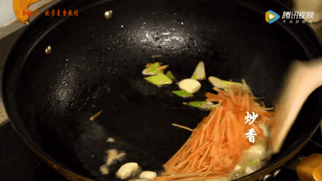 芹菜|夏天没胃口？吃这些菜，美容又清热！家家都能做