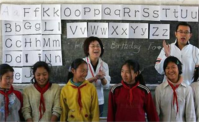 「你的育儿经」英语成绩好的孩子，基本上有这3个特征，学渣：一个不占