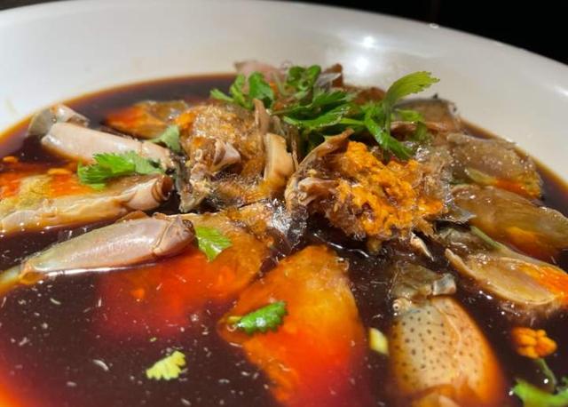 海鲜|最近生腌海鲜刮起杭儿风？华星路上这家海鲜专门店，有人专程从滨江赶来吃江蟹生