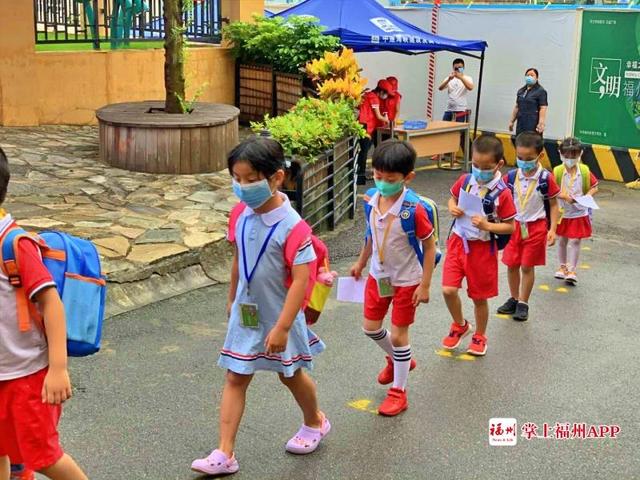 福州日报|小小“神兽”归笼！今天福州幼儿园复课啦