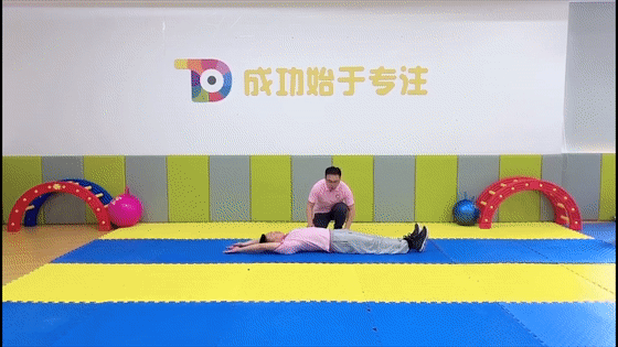 忆美好时光|每天陪孩子写作业，成绩却不见进步！家长是否犯以下几点小错误？