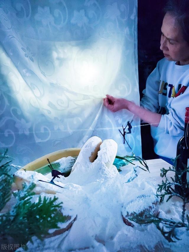 花一样的青春|怀孕8个月攀岩滑雪走钢丝：只是拍个孕妇照，要不要这么拼？