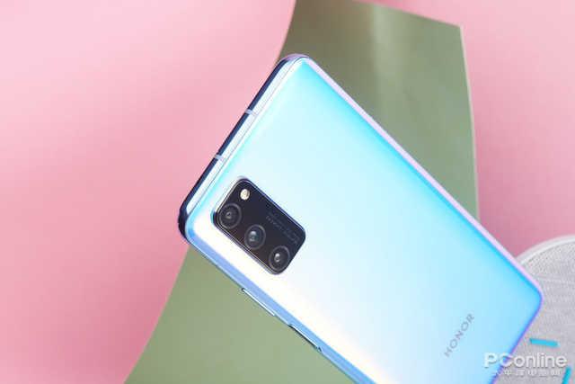 #勇哥科技#和朋友开黑卡顿当然不行！换台爽快一点的吧