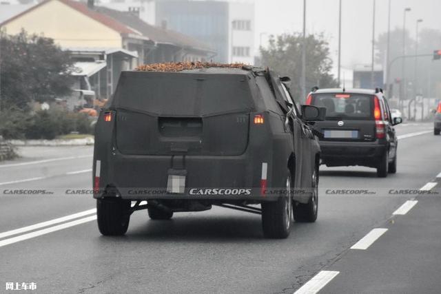 Jeep全新大切诺基曝光！首推7座车型，内饰升级双液晶大屏更豪华