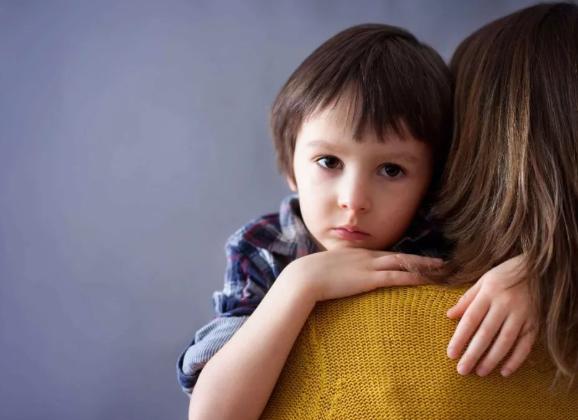 适度自卑，或许让孩子更优秀，别把自卑当作“病”