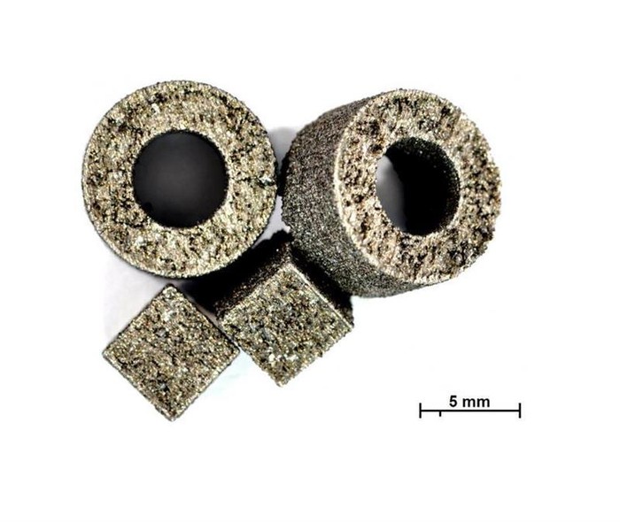 「太平洋电脑网」外媒：研究人员研发出可持续的3D打印超级磁铁