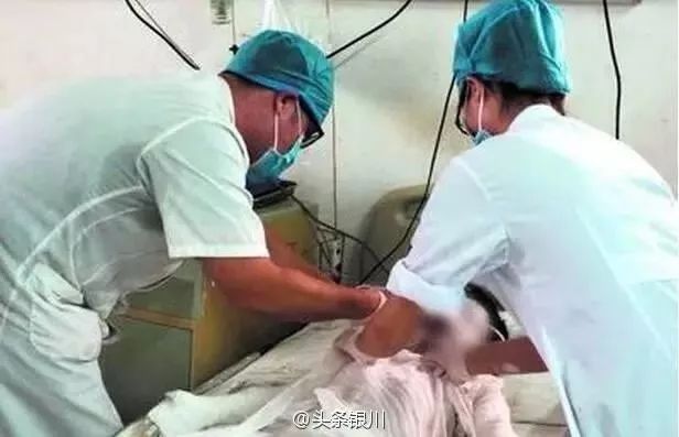 「暖先生格调」“你敢生二胎，我就敢去死！”13岁女孩以死威逼妈妈打胎：跟孩子讲条件，是最愚蠢的教育！