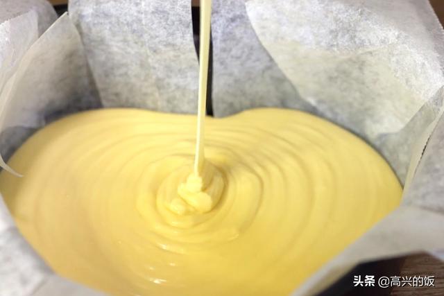 糯米里加牛奶、鸡蛋，年糕这样做，不用揉面，有营养，而且更弹牙