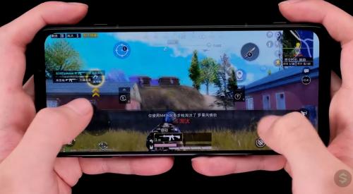 「环球网」黑鲨同腾讯共同推出的腾讯黑鲨游戏手机3，游戏实际表现如何？