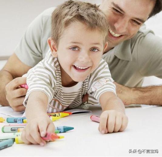 『你的育儿经』只有没能力的爸爸，才喜欢把这三句话挂嘴边，养出来的孩子没出息