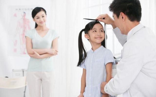 「你的育儿经」宝宝若这3个部位“短”,将来或许不会太高,希望没有你家孩子