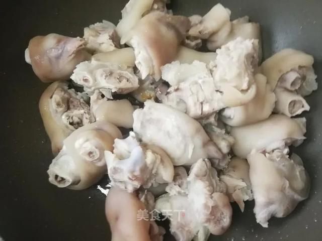 猪蹄这样做，软而不烂，肥而不腻！香糯可口，入口即化！家人超爱吃