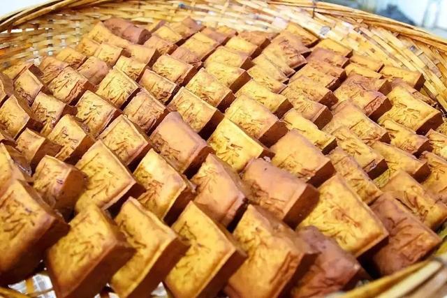 “001”号！好吃又有故事的马桥豆腐干，开出上海首家直营店