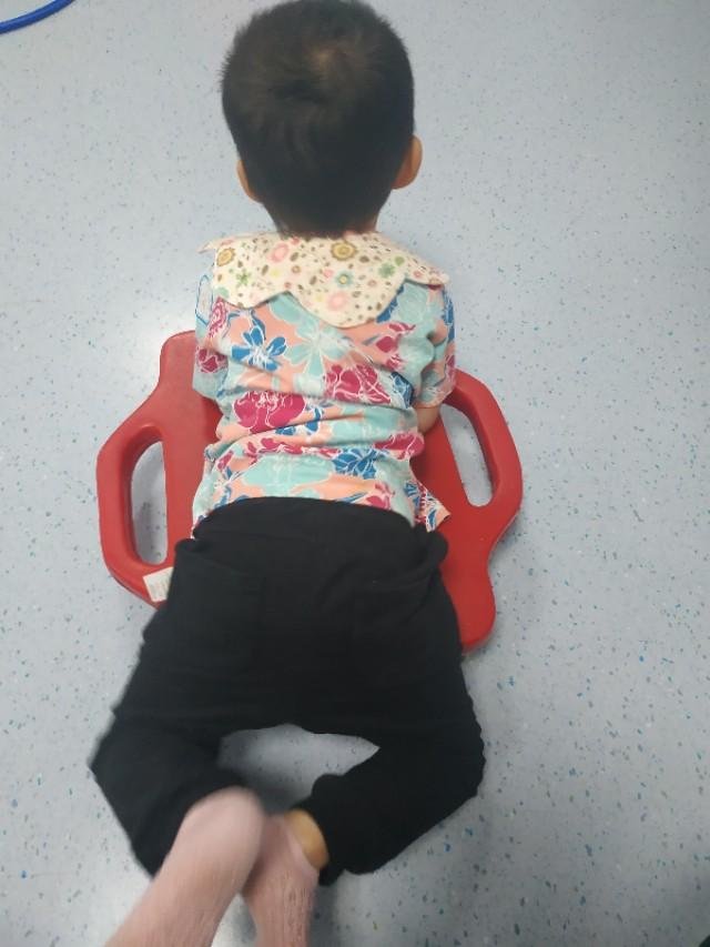 猫小鱼|发育迟缓的孩子，有必要上感觉统合训练课吗？