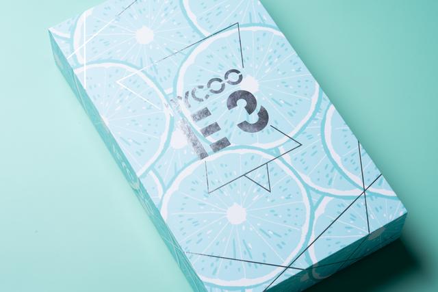 洁白的牙齿需要电动牙刷助力