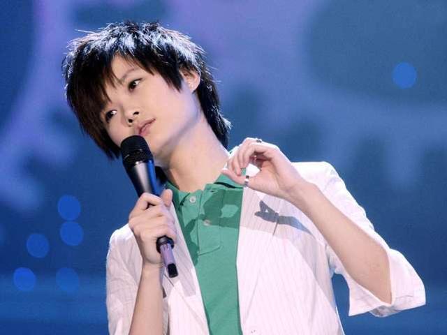 她曾三次被超女淘汰,后因《歌手》再走红,网友怒喊:节目有毒?影视交流地