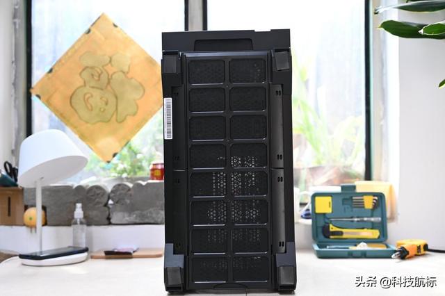 灵活设计任意改造，双面开门更易用，Tt曜越挑战者H6机箱体验