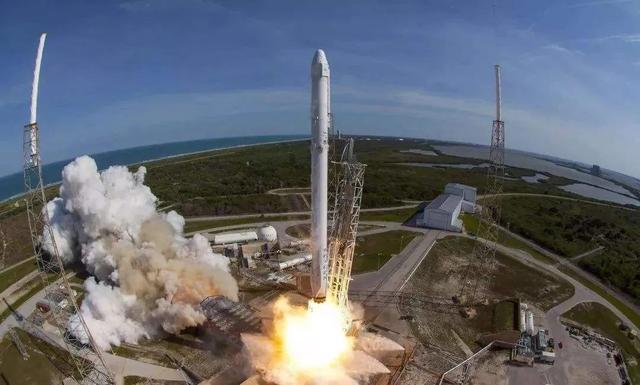 未来在火星如何上网？马斯克：星链卫星可能用得上