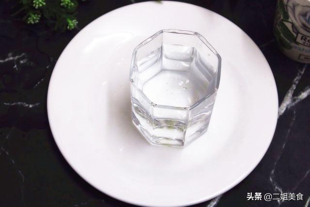 千滚水和隔夜水到底能不能喝？掌握这2点，以后别弄错