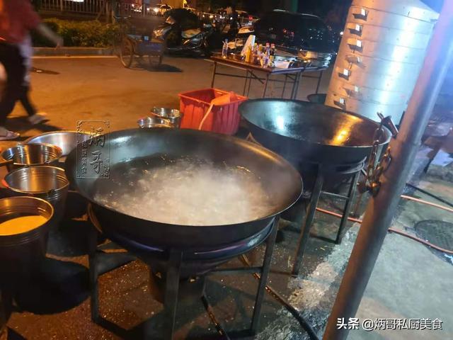 福建小县城办喜酒，这桌1688元！网友：福建人豪横，莆田的吧