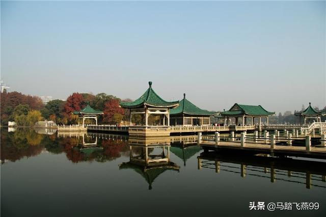 旅行柚子君@湖北最值得去的湖，你一定不能错过哦，有你旅游过的湖吗？