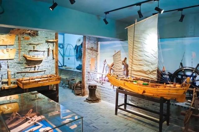 海鲜|鲳鱼、皮皮虾、黄鱼……这个春天，一定要带着好胃口来金山嘴渔村
