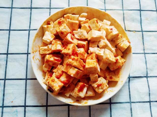 老妈喜欢了三十年的家常菜，成本不到5块钱，一辈子吃不够