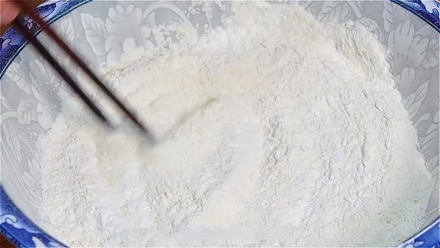 糯米粉这样做真好吃，很多人都没吃过，外酥里软，吃一次念念不忘
