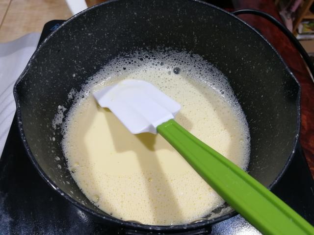 好吃的半熟芝士，需要一点耐心，软糯可口味道好，下午茶必备