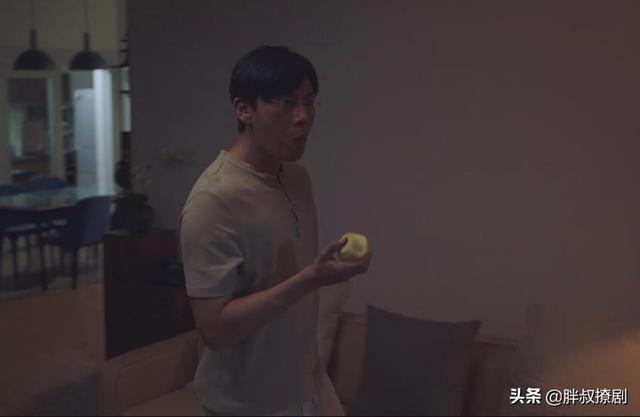 跳跳糖|《隐秘的角落》组团秀演技？秦昊炸裂的演技只是外行人的热闹