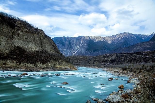 世界那么大@雅鲁藏布大峡谷是星球上最后一块秘境，它的美丽为世界惊叹