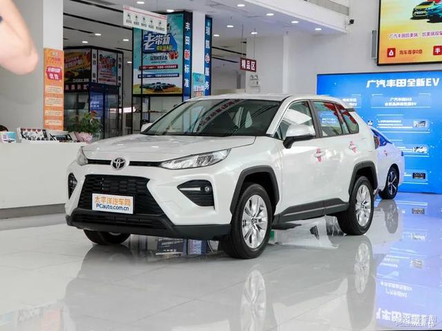 年底买车更便宜？为了这7款爆款SUV，我亲自跑了9家店