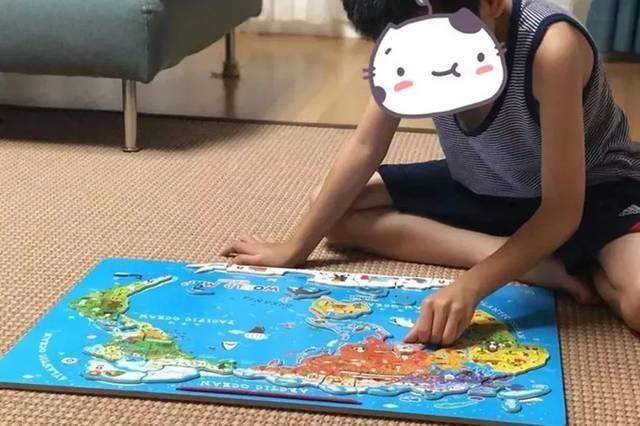 奋斗吧小青年|不管房间大小，记得给孩子在家里挂两张地图，有4大好处