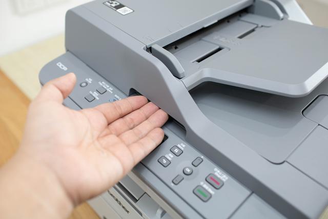 疫情下在家如何从容面对工作压力——兄弟DCP-B7535DW激光一体机