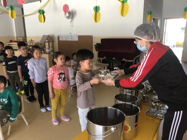超级宝妈|蓬莱实验幼儿园新园啥样？看开学现场！后面还有更多…