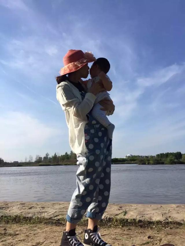 你的育儿经|初为人母到底要不要做全职妈妈
