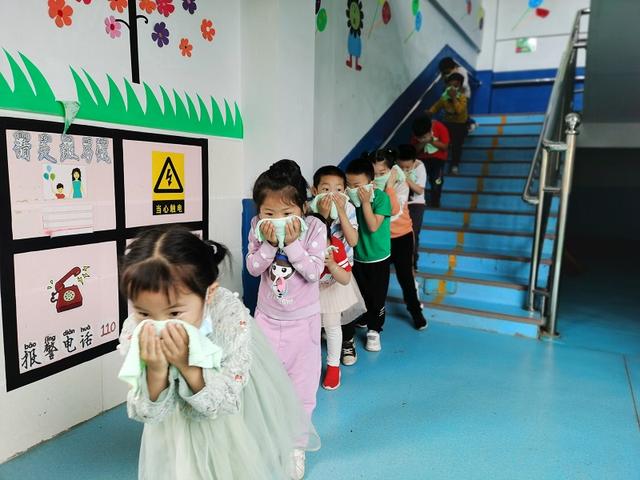 红网|临湘市坦渡中心幼儿园：欢度“六一”安全相随
